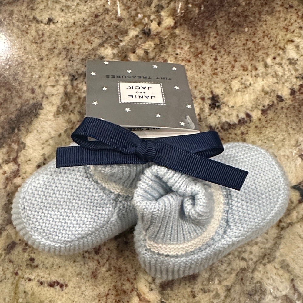 Janie and Jack Light Blue Knit Booties with Navy Bow
